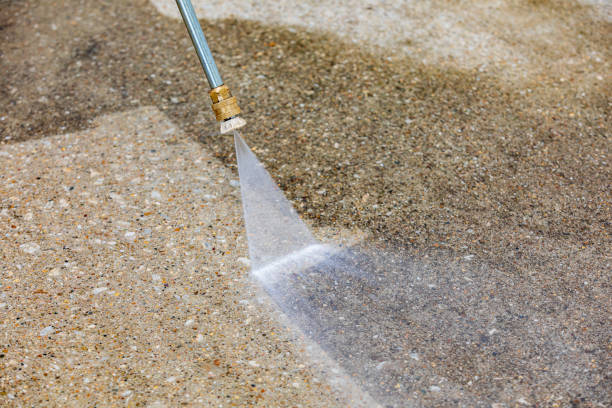 Best Playground Equipment Cleaning  in Batesville, MS